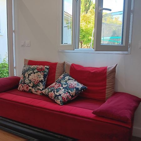 Studio Maisonette Езин Екстериор снимка